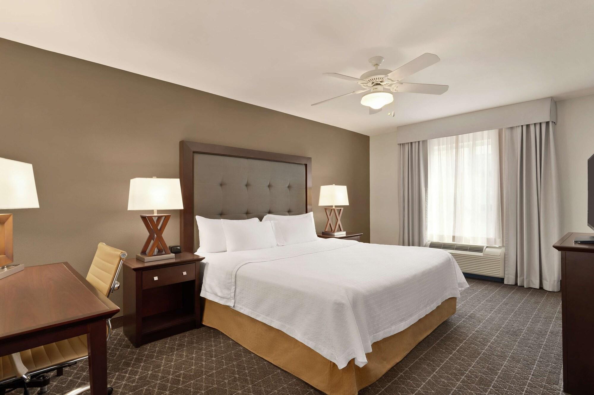 Homewood By Hilton - Rockaway 3*